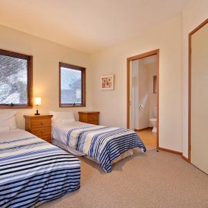 Апартаменты Square Bear Диннер-Плейн Экстерьер фото